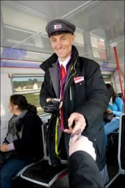 Les contrôleurs se méfient des querèles des frodeurs dans le métro parisien.