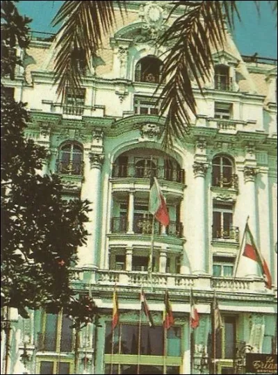 Dans quelle ville se trouve l'h&ocirc;tel Negresco ?