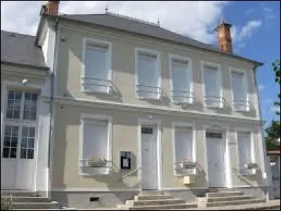 Commune francilienne, dans l'arrondissement de Fontainebleau, Nanteau-sur-Essonne se situe dans le département ...