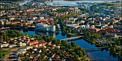 Où Karlstad se trouve-t-il ?