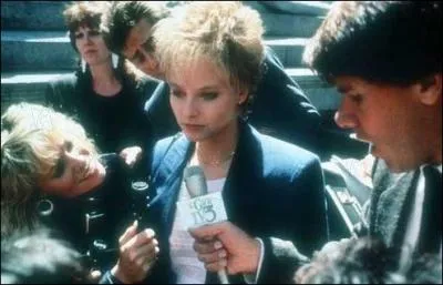 En 1988 dans les accuss de Jonathan Kaplan, elle interprte Sarah Tobias, victime d'un ...