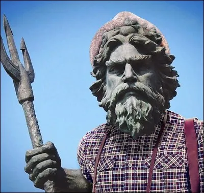 Terrible et impétueux Dieu des mers et océans. Qui est-il ?