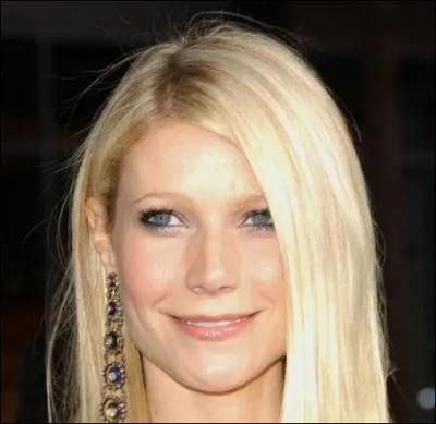 Qui est son partenaire dans 'l'amour extra-large'?