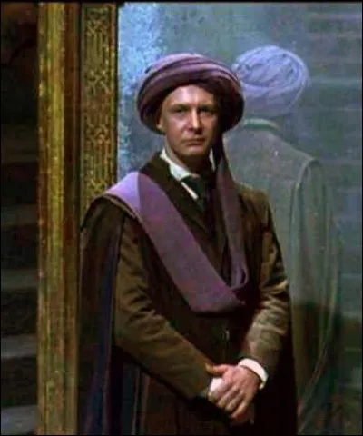 Pourquoi le professeur Quirrell ne pouvait-il pas toucher Harry Potter ?