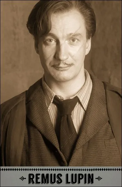 Pourquoi Remus Lupin a fait prendre l'apparence d'une pleine lune à l'épouvantard ?