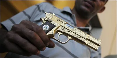 Qui a tiré sur Samantha Cage le jour de Noël ?