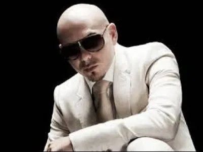 Quel rappeur au pseudo canin chante ''Freedom'' ?