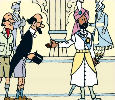 Dans « Les Cigares du pharaon », quel est le nom du savant qui accompagne Tintin ?