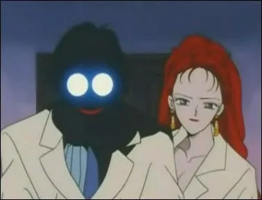 Quelle type de relation entretient-elle avec son boss, le dr. Tomoe ?