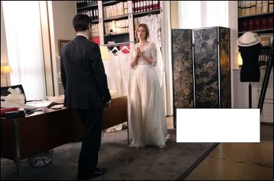 Combien y a-t-il de paires de chaussures par terre ?