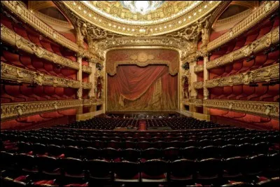 De qui l'opéra "Le Nez" est-il ?