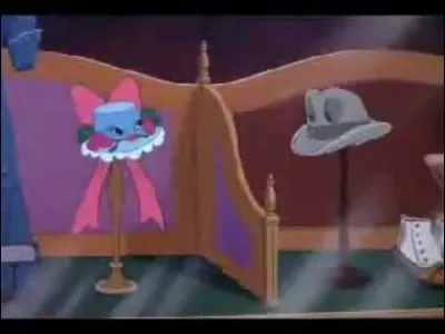 Dans quel film peut-on voir ce chapeau prénommé Alice Bluebonnet ?