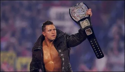 The Miz a remporté ce titre pour la première fois en utilisant son "Money in the Bank".