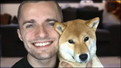 Comment s'appelle le chien de Squeezie ?