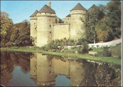 En France, où loge le président de l'Assemblée Nationale ?