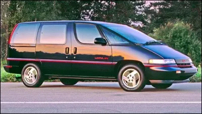 Changeons une nouvelle fois de continent et traversons l'océan Pacifique pour aller aux États-Unis. Quel nom ce modèle véhicule familial GM produit de 1989 à 1998 n'a pas porté ?