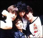 En comptant les albums live, combien y a-t-il eu d'album de Tlphone ?