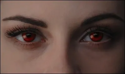 De quelle couleur est la robe de Bella lors de cette scène ?