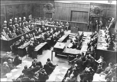 Le procès que les puissances alliées ont intenté à 24 des principaux responsables du Troisième Reich s'étant tenu du 20 novembre 1945 au 1er octobre 1946 s'est-il déroulé dans une capitale ?