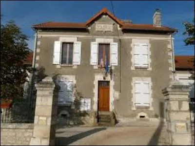 Autre village de Nouvelle-Aquitaine, dans le Pays Ruffécois, Chassiecq se situe dans le département ...