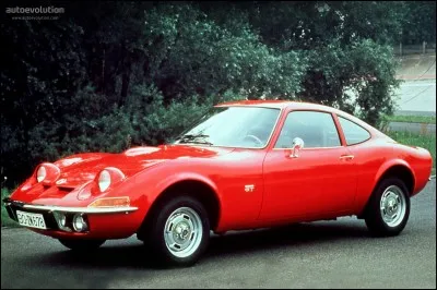 Partons en Allemagne. Voici une voiture de sport allemande produite de 1968 à 1973. Quel est le nom de cette voiture ?