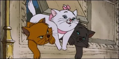 Comment s'appelle la mère de ces trois chatons dans "Les Aristochats" ?