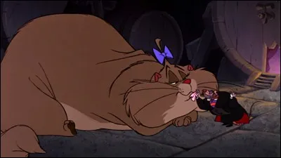 Quel son produit Félicia, l'énorme chatte de Ratigan dans ''Basil, détective privé'' ?