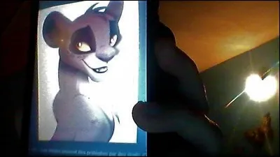 Comment s'appelle la petite copine du fils du méchante/la méchante ?