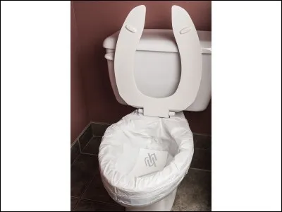 Il y a un fantôme dans les toilettes, de qui est-elle amoureuse ?