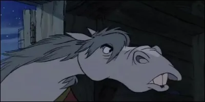 Dans "Les 101 Dalmatiens", Captain donne un coup de sabots à :