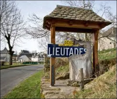 Nous sommes dans le Cantal, à l'entrée de Lieutadès. Nous sommes dans l'ancienne région ...