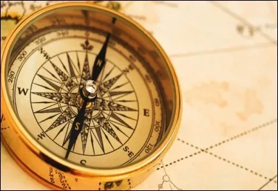 Quelle est la personne avec qui Inuyasha poursuit ses aventures ?