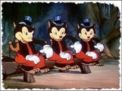 A quoi le grand méchant loup initie-t-il ses trois louveteaux dans le Silly Symphonie "Les trois petits loups" ?