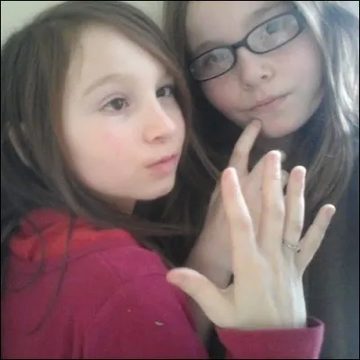 Et puis comment s'appelle sa petite sur ?