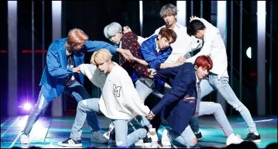 En octobre 2018, les BTS viennent à Paris les...