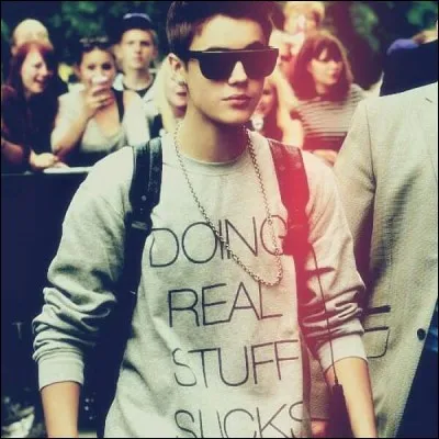 Comment s'appelle son père ?