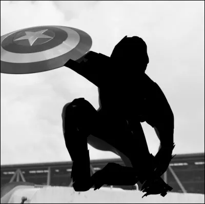 Quel super-héros fait une entrée époustouflante dans ''Civil War'' ?