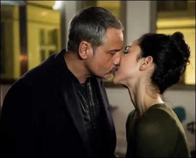 Dans "Fight", Marquand embrasse Léa pour...