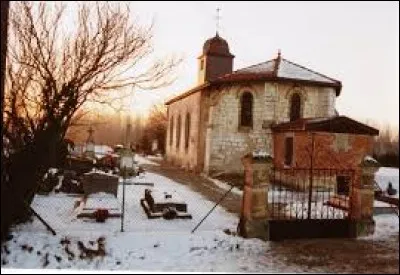 Commune du Grand-Est, dans l'arrondissement de Vitry-le-François, Les Rivières-Henruel se situe dans le département ...