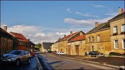 Sapogne-et-Feuchères est un village Ardennais situé en région ...