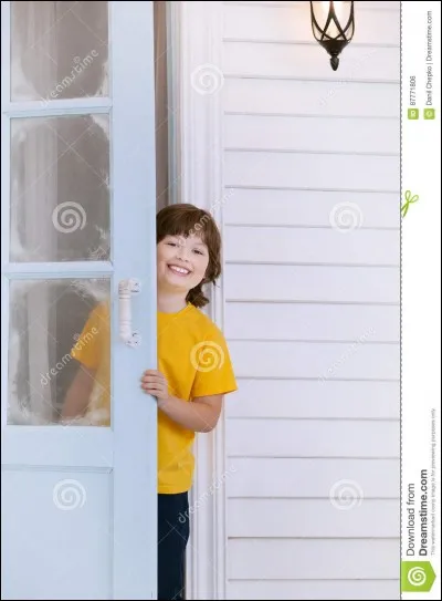 Un élève entre dans la salle des profs :