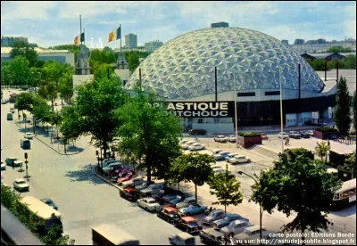 Dans le palais des sports de quelle ville a eu lieu la première ?