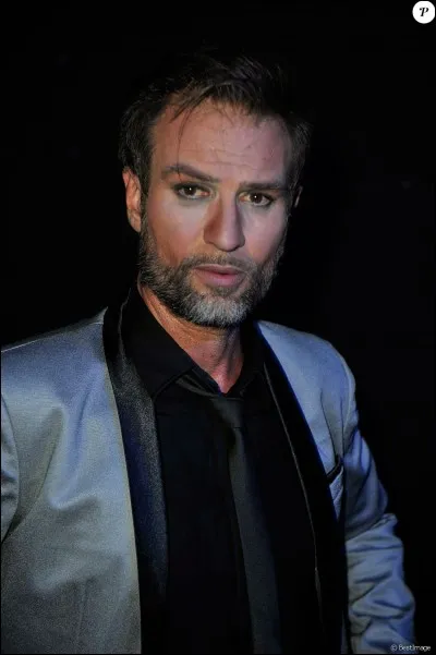 Qui joue le rôle du père de Mozart ?