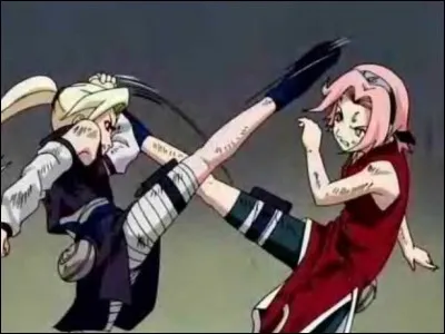 Lors du combat de Ino et Sakura à l'examen chūnin, qui sort vainqueur ?