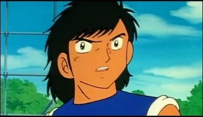 Mark Landers effectue différents travaux pour aider sa mère. Qu'est-ce qu'il fait ?