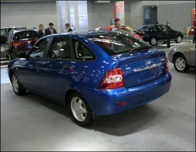 La Lada Priora Sedan : quel est le poids à vide de cette voiture ?