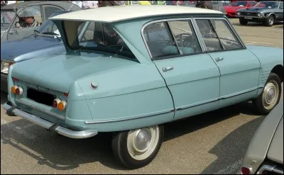 La Citroën Ami 6 : quelle est la vitesse maximale de cette voiture au look un peu bizarre ?