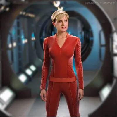 De qui Deanna est-elle "amoureuse" ?