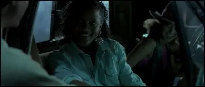 Héroïne de "Girl 6" et épouse de Martin Lawrence dans "Bad Boys", elle tenait ici un rôle de figurante, celui d'une jeune femme qui se fait tuer.
Il s'agit de l'actrice :