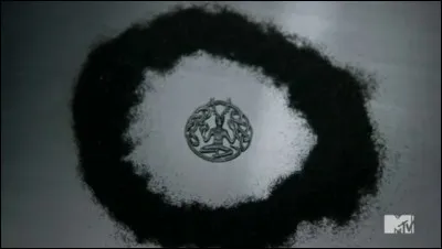 Quelle créature ne peut pas traverser la poudre de sorbier ?